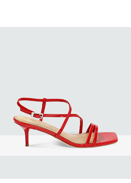 Sandale à talons rouge en vernis
