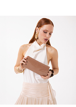 Pochette fango con tracolla removibile