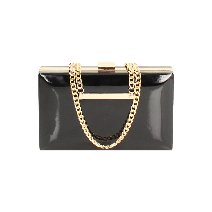 Clutch nera in vernice con profili oro