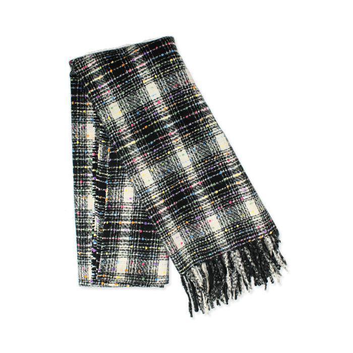 Bufanda negra de tela