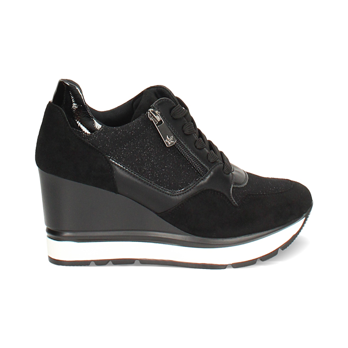 Zapatillas deportivas negras en microfibra con tacón de 8,5 cm