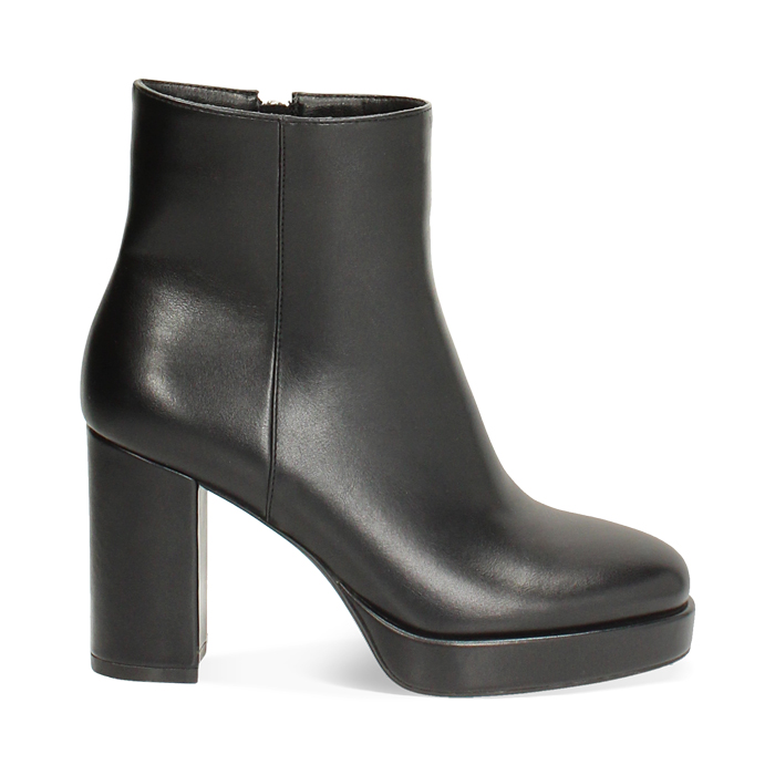 Botines negros con detalles sofisticados