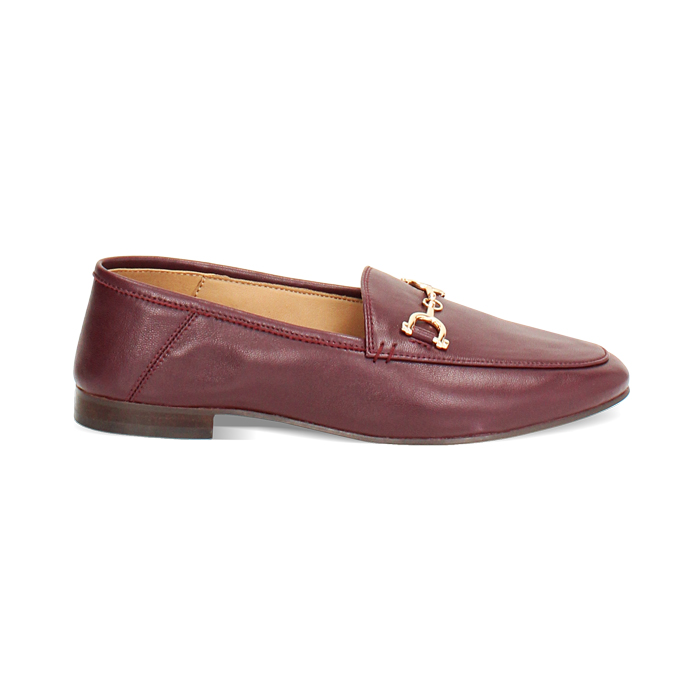 Mocassini bordeaux in vera pelle con suola in gomma