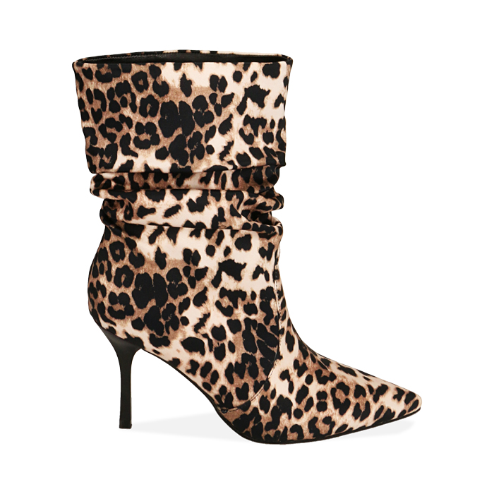 Ankle boots léopard en satin, talon 8,5 cm 