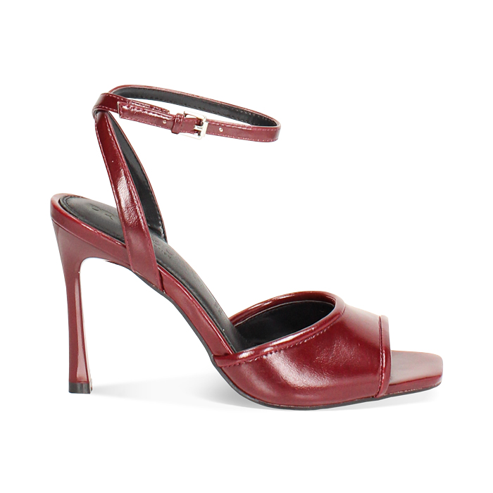 Sandali con tacco bordeaux dal design contemporaneo