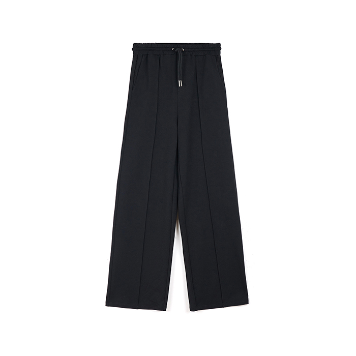 Pantalón de chándal negro en tela con detalles elegantes