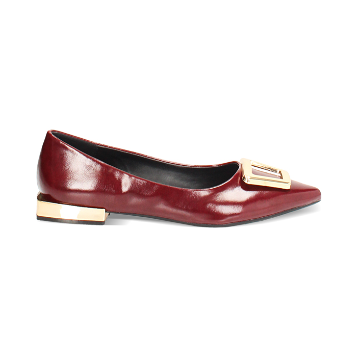 Ballerine bordeaux brillantes avec semelle en caoutchouc