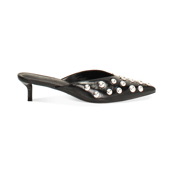 Sabot noir brillant avec clous et talon de 4,2 cm
