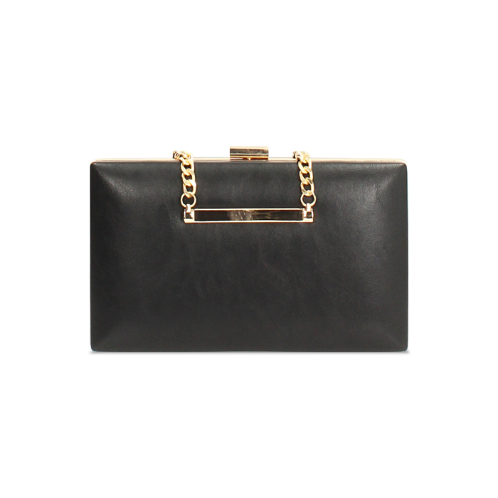 Clutch nera con design elegante