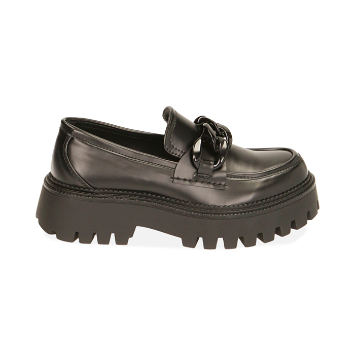 Mocasines negros abrasivos