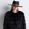 Cappello a falda nero con catena