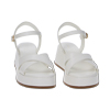 Sandalias con cuña blancas