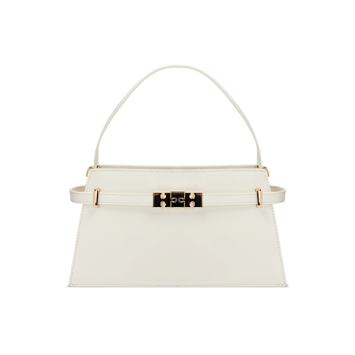 Mini bolso blanco con detalles chic