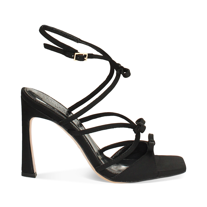 Sandale à talon femme noir élégant