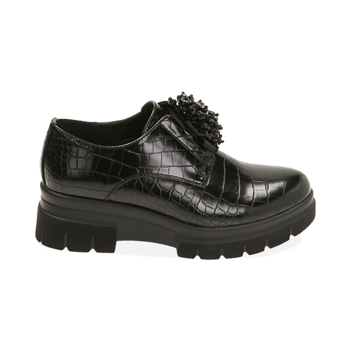 Zapatos negros de cordones con estampado de cocodrilo, tacón de 5,5 cm.