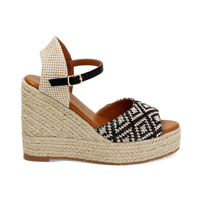 Plataformas de mujer negras crema en rafia