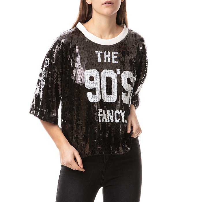 T-shirt nera sporty in paillettes