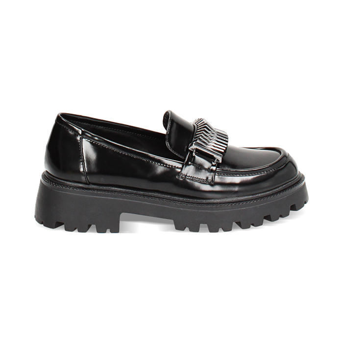 Mocasín negro alto trendy