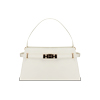 Mini bolso blanco con detalles chic