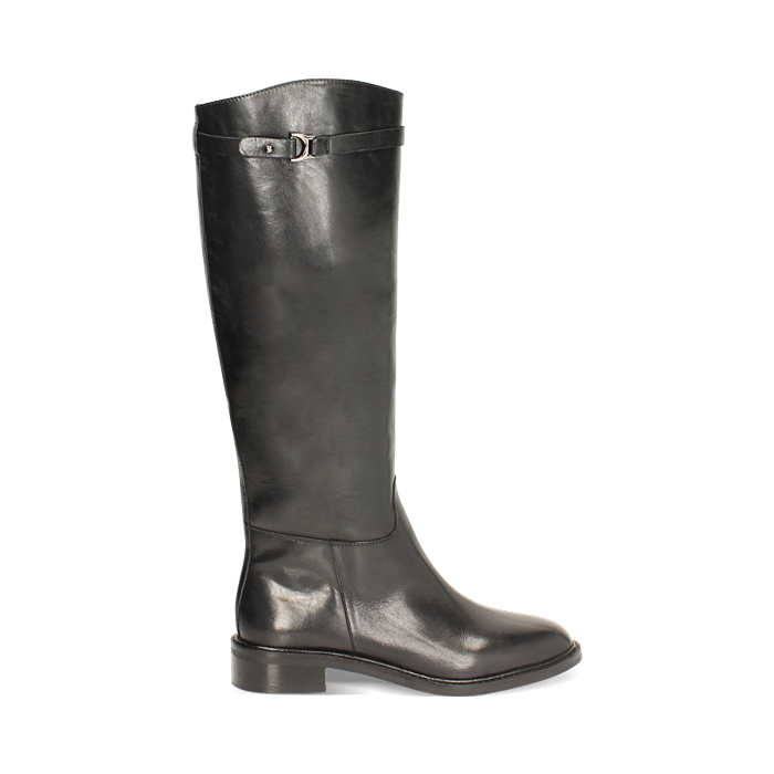 Stivali in pelle nera con tacco 3 cm
