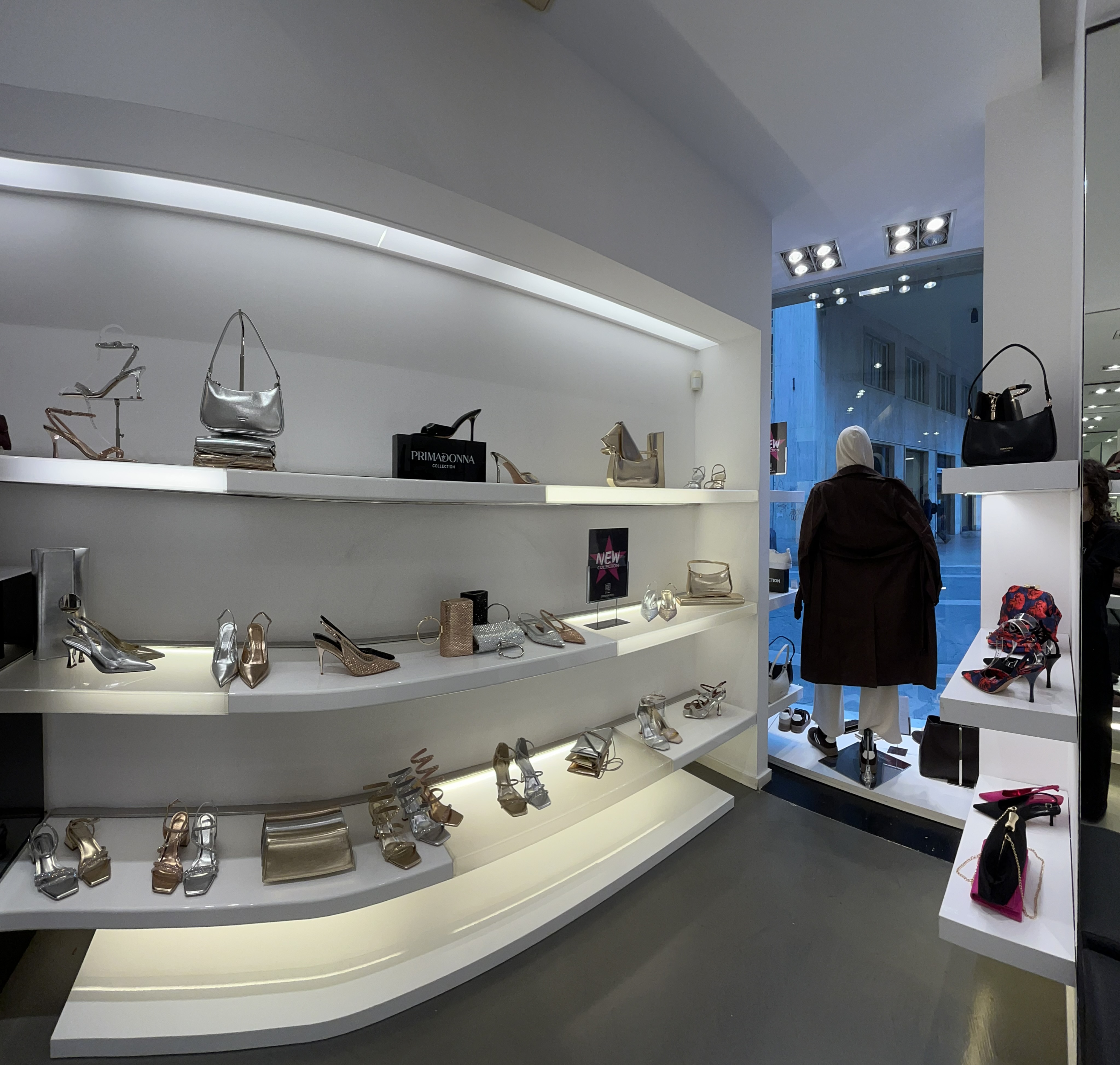 Primadonna Collection — 4